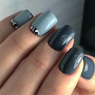 Маникюр серого цвета с дизайном