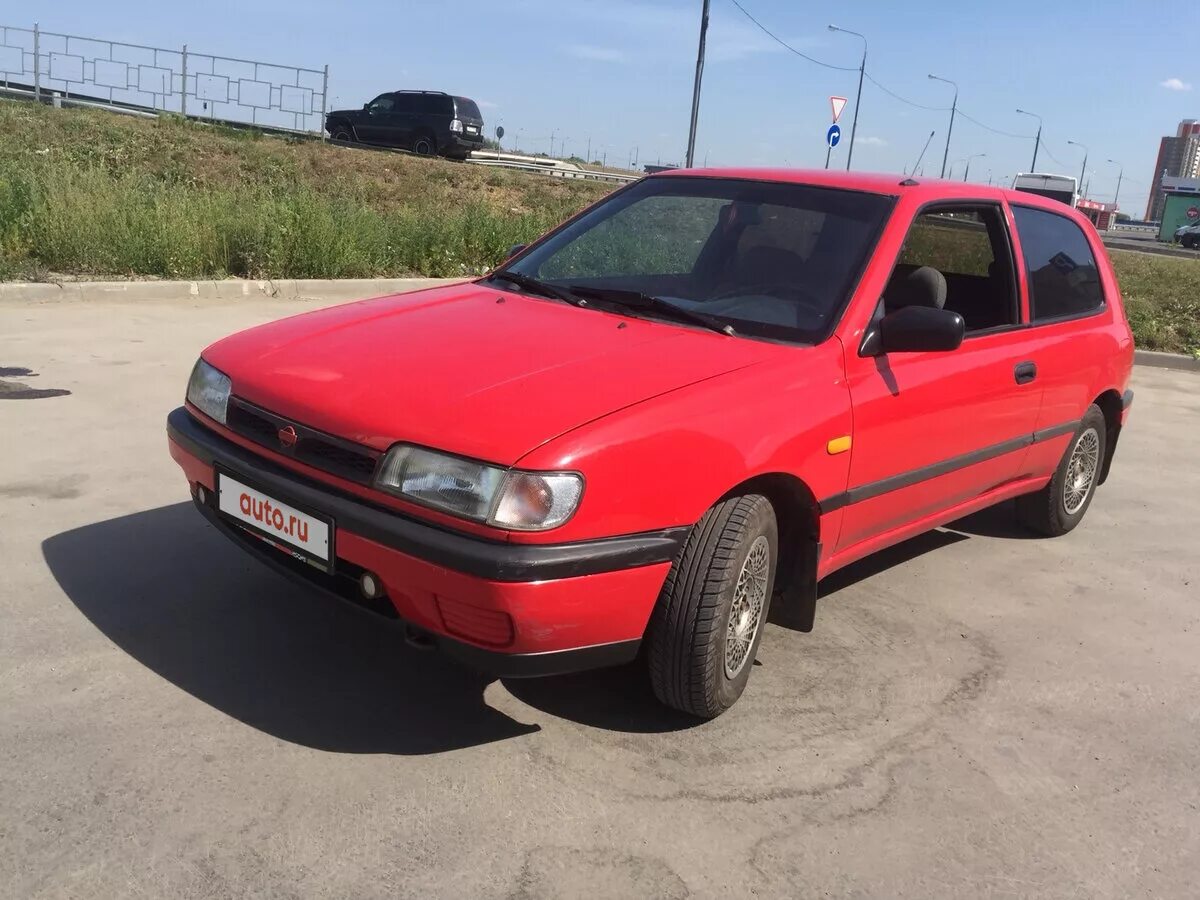 14 хэтчбек. Nissan Sunny 1991. Nissan Sunny n14. Ниссан Санни n14. Nissan Sunny n14 хэтчбек.