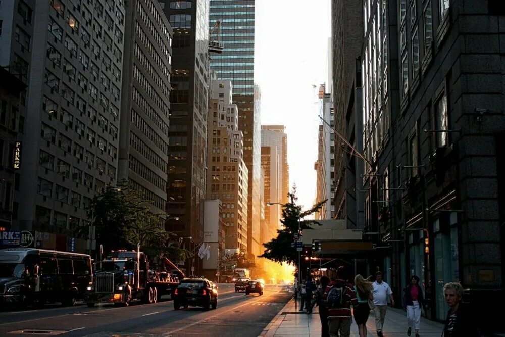 New york city streets. Америка улицы Нью Йорка. Центр Нью-Йорка улица. Нью-Йорк улицы города Манхэттен. Мейн стрит Нью Йорк.