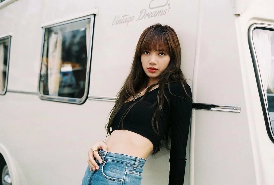 Лиса манобан 2025. Lisa blackpink. лиса блэк пинк 2025. лиса blackpink 2025. лиса blackpink 2025.