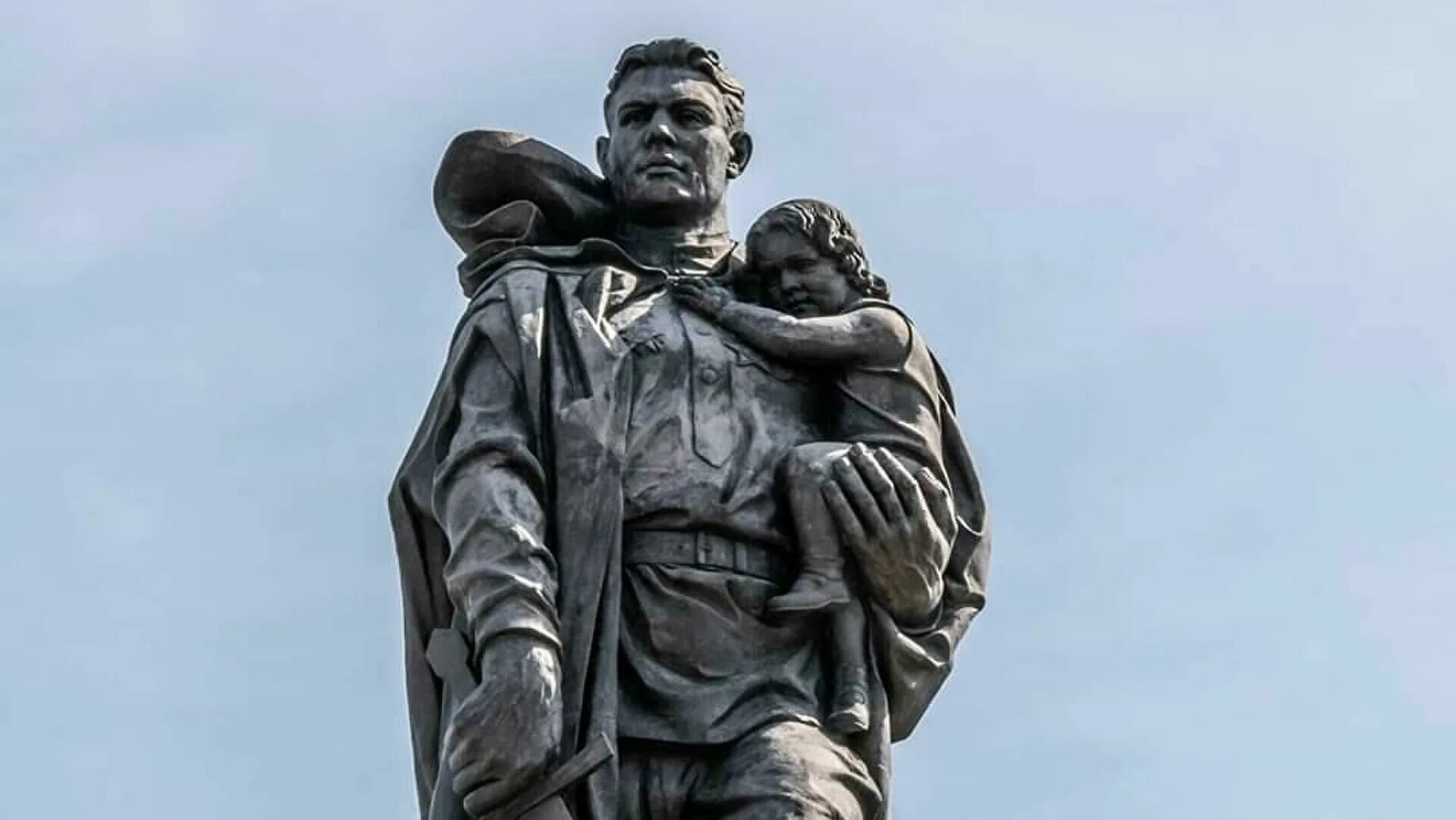 Русский спас немецкую девочку