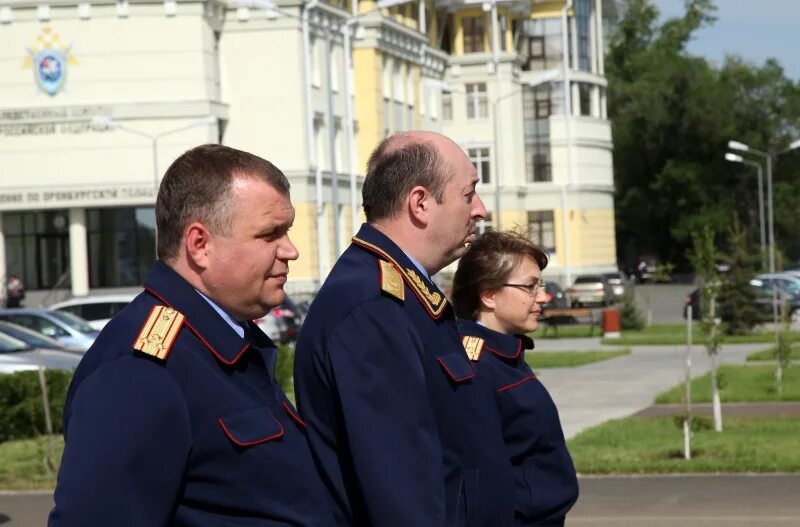 Следователи оренбурга. Следовательный комитет Оренбург. Тенюков следовательный комитет Оренбург. Следственный комитет Оренбург.