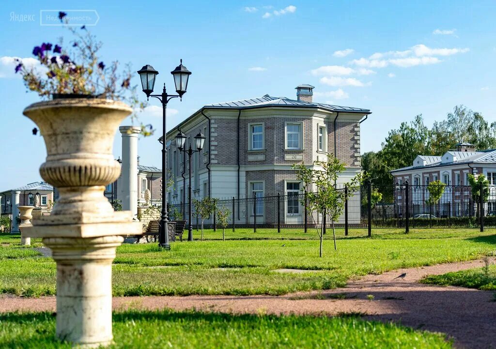 Орловский поселок дома. Орловский поселок дома. Орловский поселок дома. Выскребенково мценский район. Коттеджные поселки в орле.