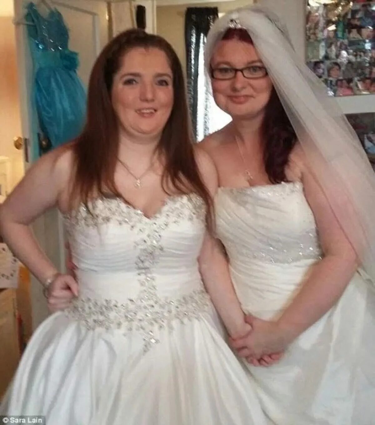 Mother and daughter married. Mother daughter Boudoir.