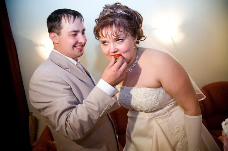 Свадьба 2007 год. Свадьба 2007 год. Свадьба 2005 год. Свадьба дружка с дружком и невеста. Свадьба 2007 год фото.