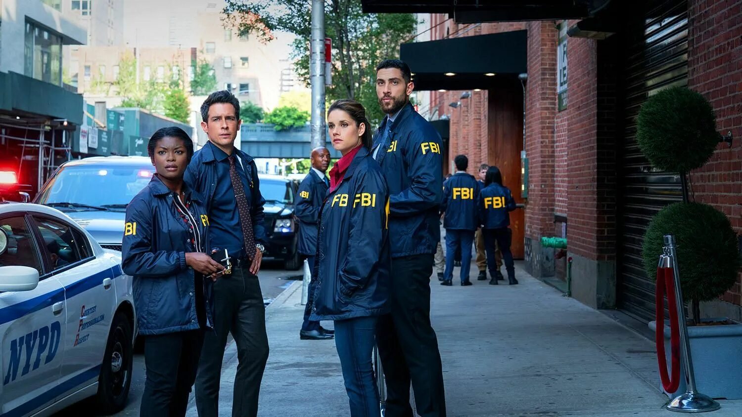 The police decided to go with investigation. Сериал ФБР 2018. ФБР сериал 2018 Джон Бойд. Агенты ФБР США. Сериалы бюро расследования.