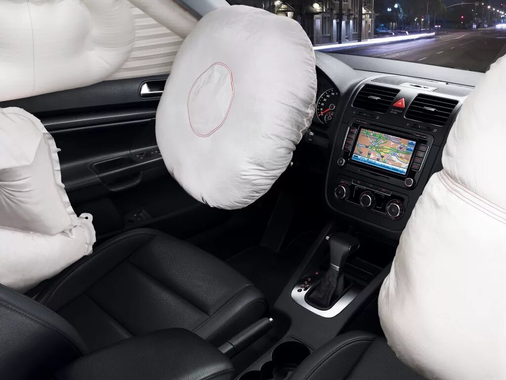 Расположение подушек безопасности. Фольксваген airbag. Подушка безопасности Фольксваген Джетта. Подушки безопасности Фольксваген Джетта 6. Подушки безопасности гольф 6.