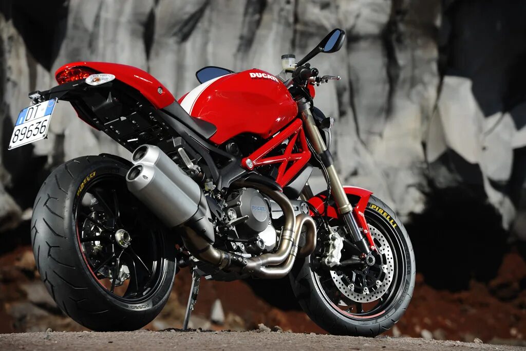 Ducati monster evo. Дукати монстер 1100 эво. ducati monster 1100 evo 2013. ducati 1100 evo. ducati monster 1100.