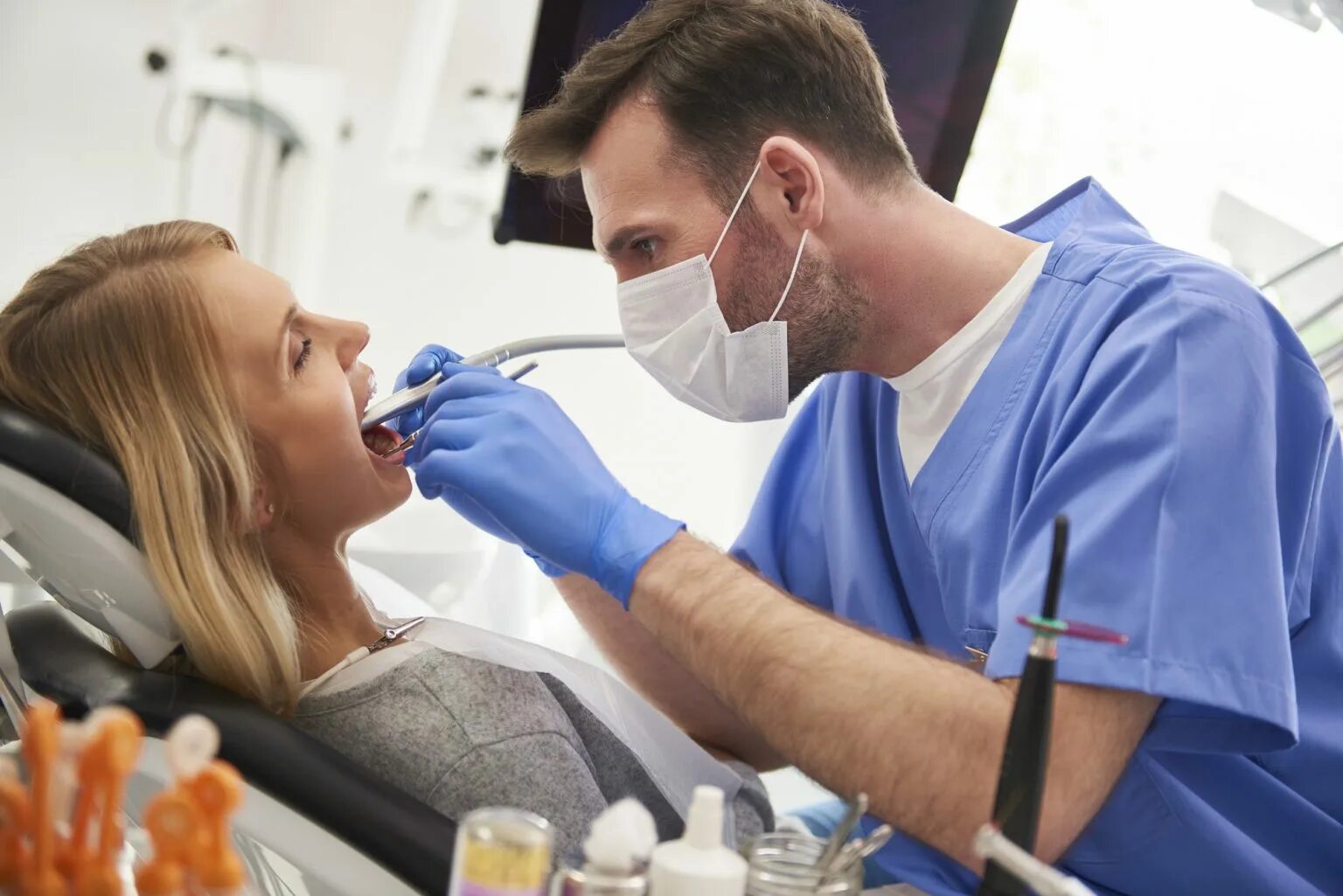 Три стоматолога. Образование стоматолога. Подготовка к стоматологу. Обучение стоматологов. Заболевания стоматологов.