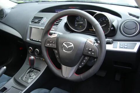 Руль mazda axela