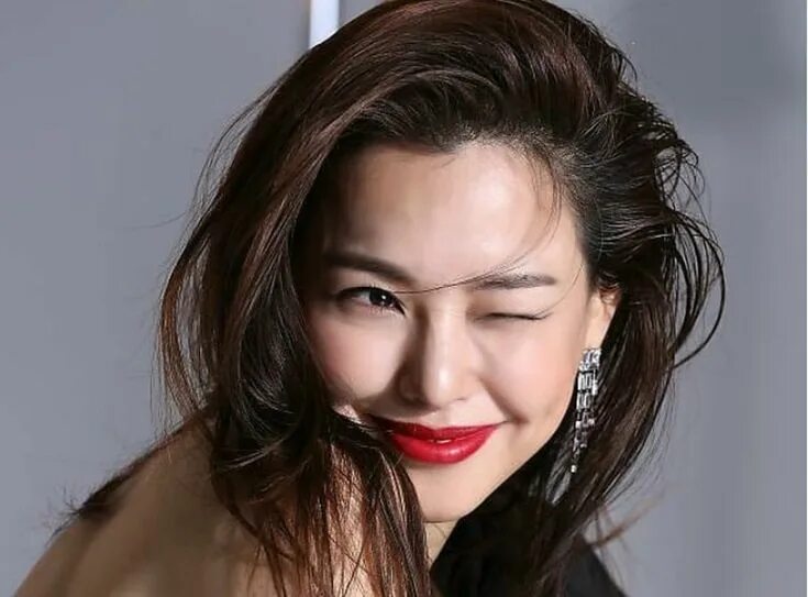 Женщина ха. Ли ха ни (lee ha nui). Женщина 30. Женщина 30 лет. Женщина ха.