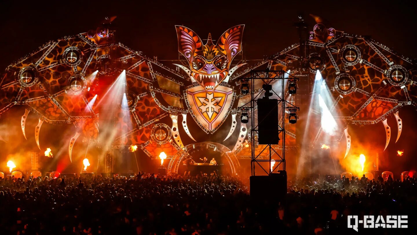 Q base 2012. Base. Hardstyle mix. Qlimax 2022. Euphoric hardstyle.