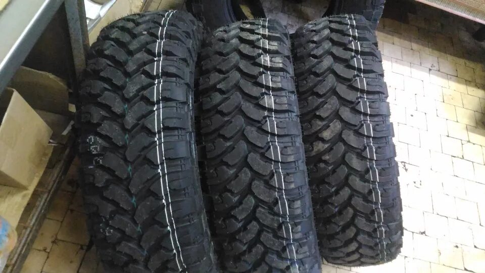 Comforser cf3000 235/75 r15. Comforcer 235/75/15. 235 75 R15 XT. Грязевая резина 235/75/15.