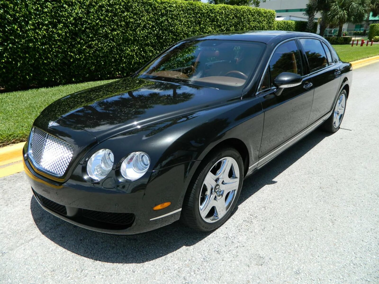 Continental Flying Spur 2006. Bentley Flying Spur 2006. Bentley Continental 2006. Бентли Континенталь Flying 2006.