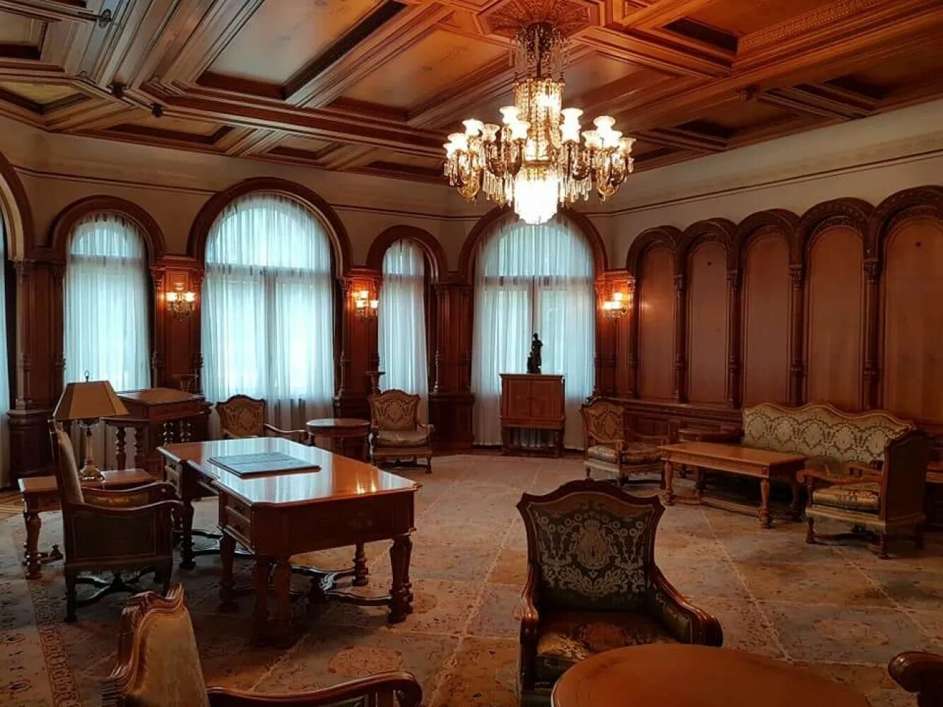 Венетикян палат