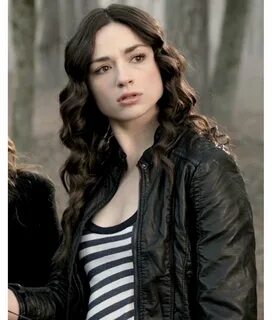 crystal-reed-teen-wolf-leather-jacket.
