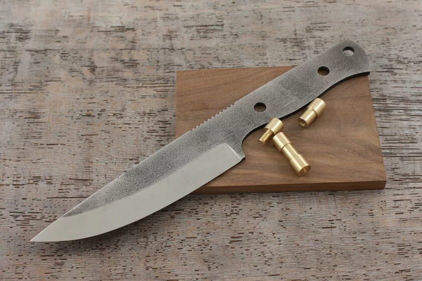 Клинок сталь к110. Клинки для ножей цельнометаллические. К110 финка. Ножи в розницу. Нож кизляр "коршун-2" (эластрон).