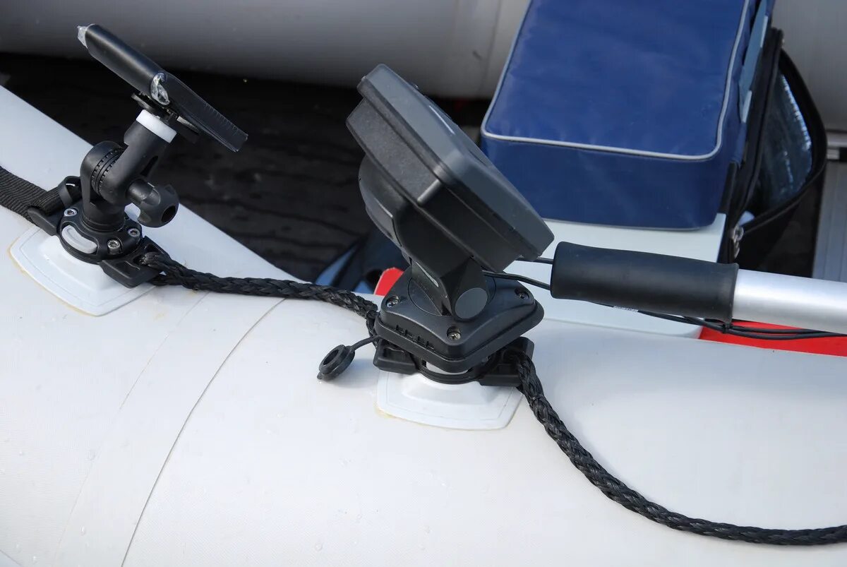 Катер лр 520 крепление эхолота. Держатель датчика эхолота практик 8. Transmount krl 300 крепеж датчика эхолота на лодку. Transmount krl-300. Transmount krl-300.