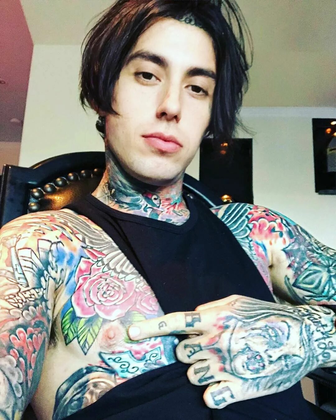 Falling in reverse roland. Ронни радке. falling in reverse ронни радке. ронни радке 2025. ronnie radke 2018.