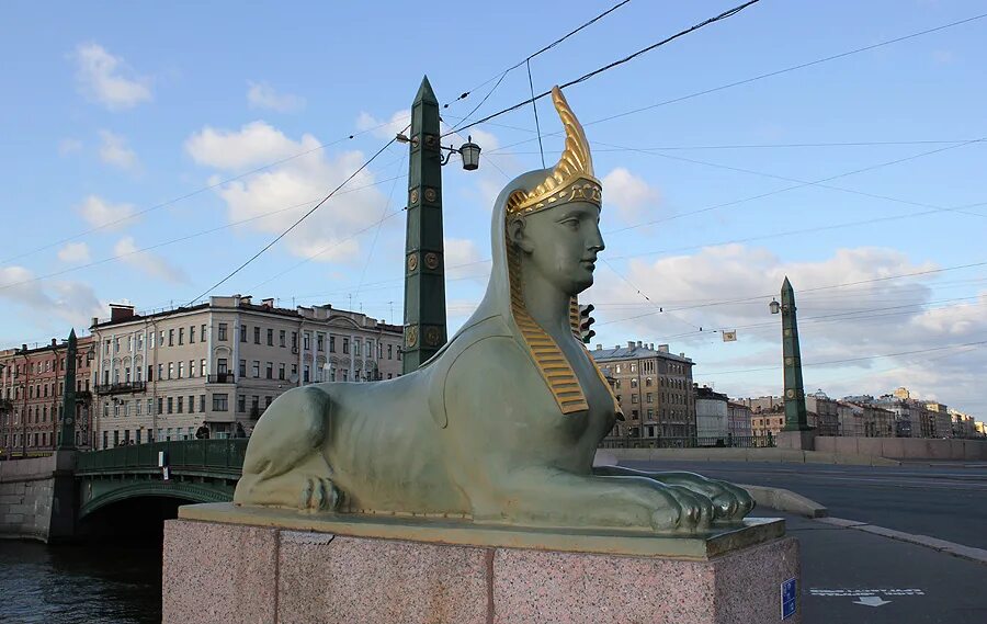сфинксы фараона аменхотепа iii. сфинксы на университетской набережной в санкт-петербурге черные. усадьба марфино грифоны. сфинксы в архангельском. сфинкс моста ушаковского.