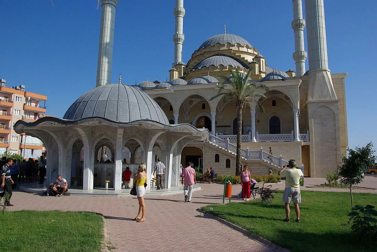 Манавгат Анталия мечеть. Манавгат Сиде Турция. Турция Сиде мечеть в Манавгате. Зеленая мечеть Манавгат. Турция сиде манавгат