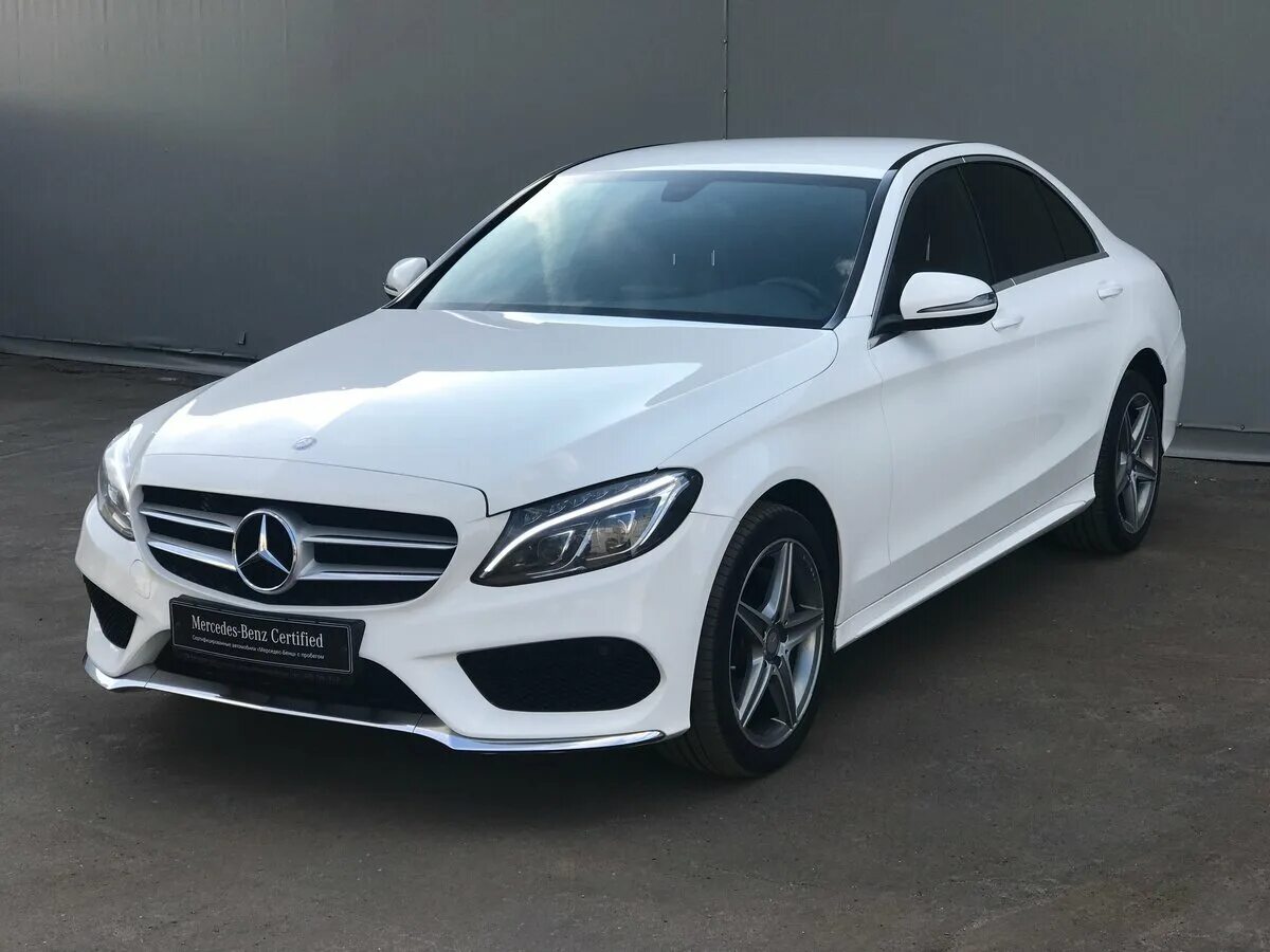 Новое поколение Mercedes-Benz CLA - Малые формы