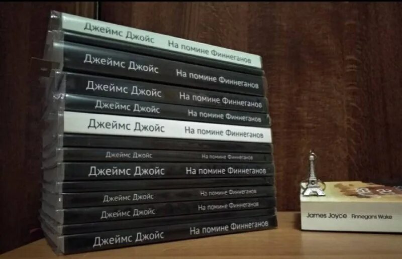 Проверка диктанта. В 2 книгах 100 страниц. Книга набранная с помощью компьютера содержит 150. Количество страниц в книге. Количество страниц в книге.