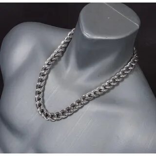 Серебряная цепь на шею