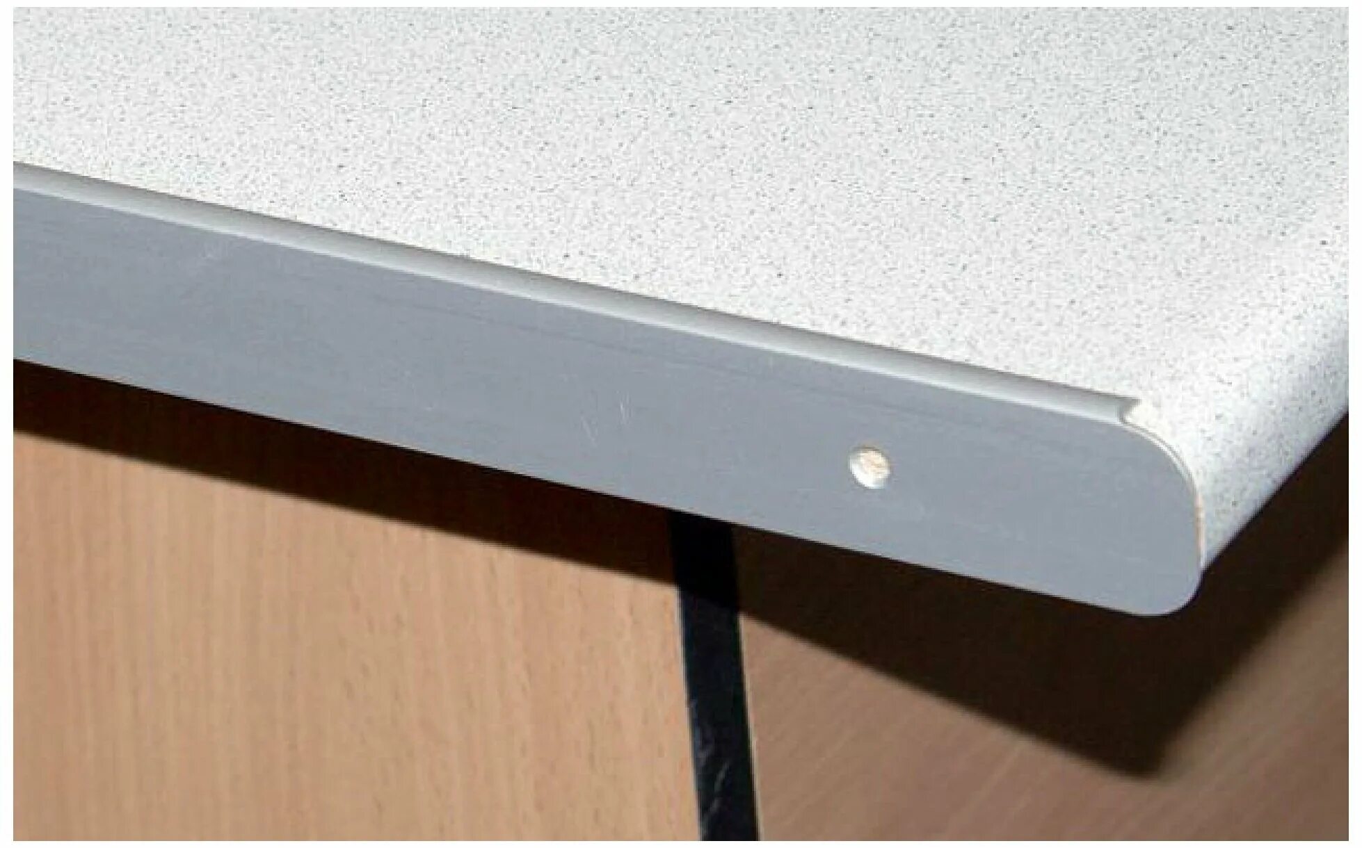 Планка торцевая 1518 (28мм. Планка щелевая для столешницы r9, 38мм 3d. Планка торцевая алюминиевая для столешницы 38 мм. Планка т образная 38 мм 1515. Торцевая планка 28 мм (алюмин.