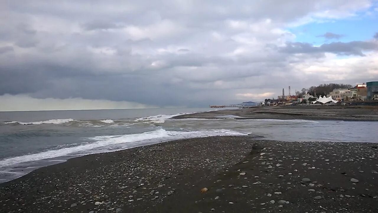 Как мзымта изменяется в разные времена года. Устье реки мзымта в адлере. устье реки мзымта. пляж мзымта в адлере. река мзымта адлер море.