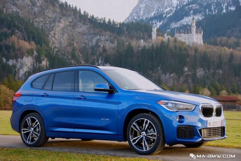 Bmw x1 m. БМВ x1 2018. BMW x1 2022. BMW x1 Sport. БМВ x1 2020.