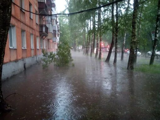 Ливень в Ярославле 17 июня 2020. Ливень Арзамас. Ливень в Московской области. Сильная гроза в Ярославле 28 июня 2021.