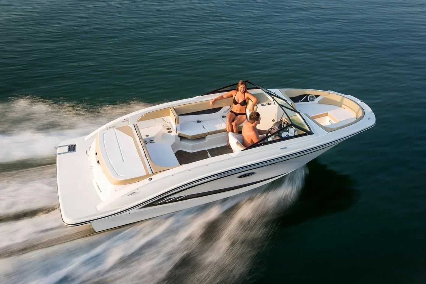 Лодка sea. Лодка Sea ray 210. Катер сиа Рей. Катер searay 230 SPX. Sea ray 250 SPX.