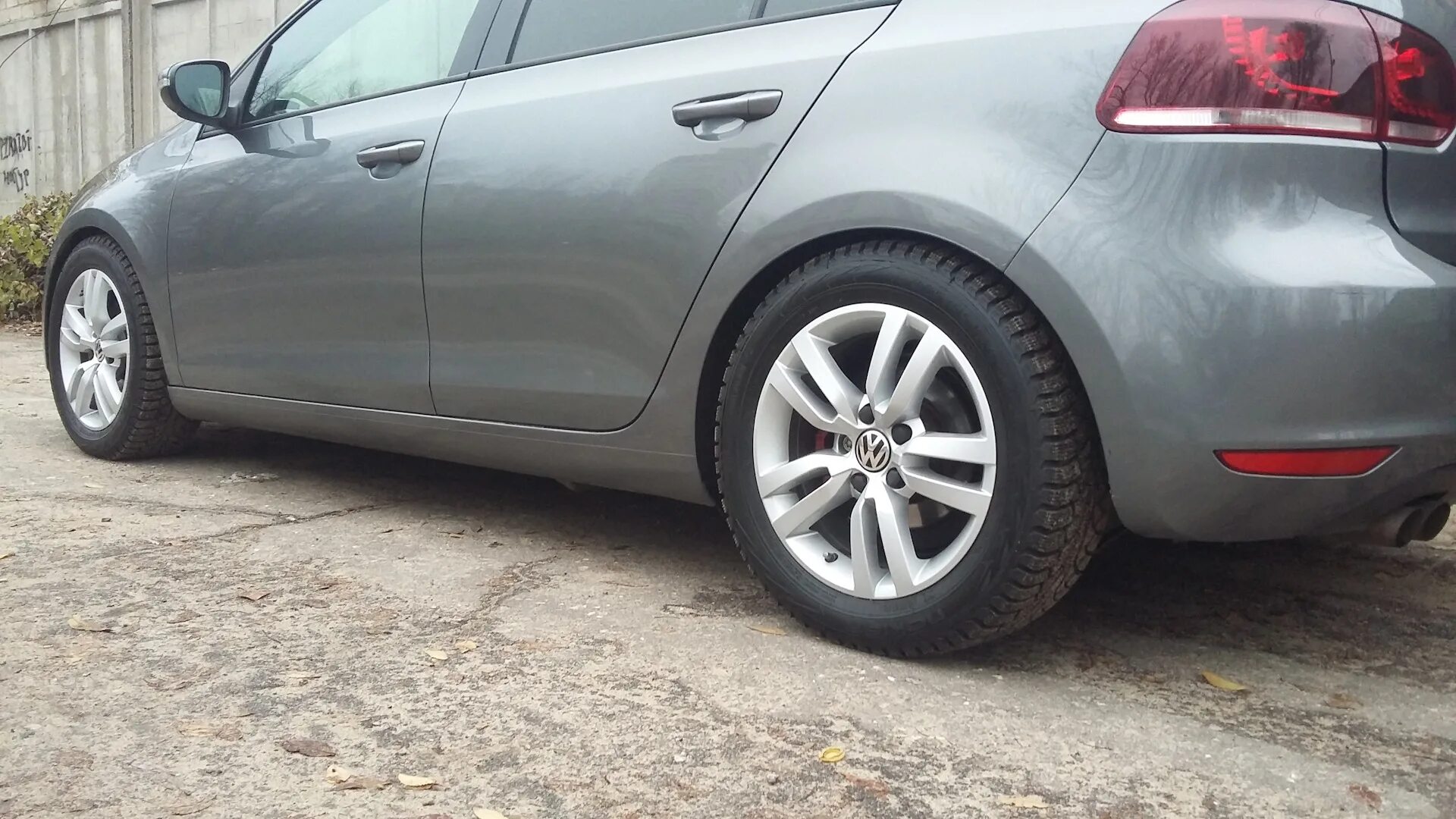 Колеса шины 205 60 16. 205/55 R16 Golf. 225/55 R17 Фольксваген гольф. 205 60 R16 Golf. Golf r16 205/55/16.