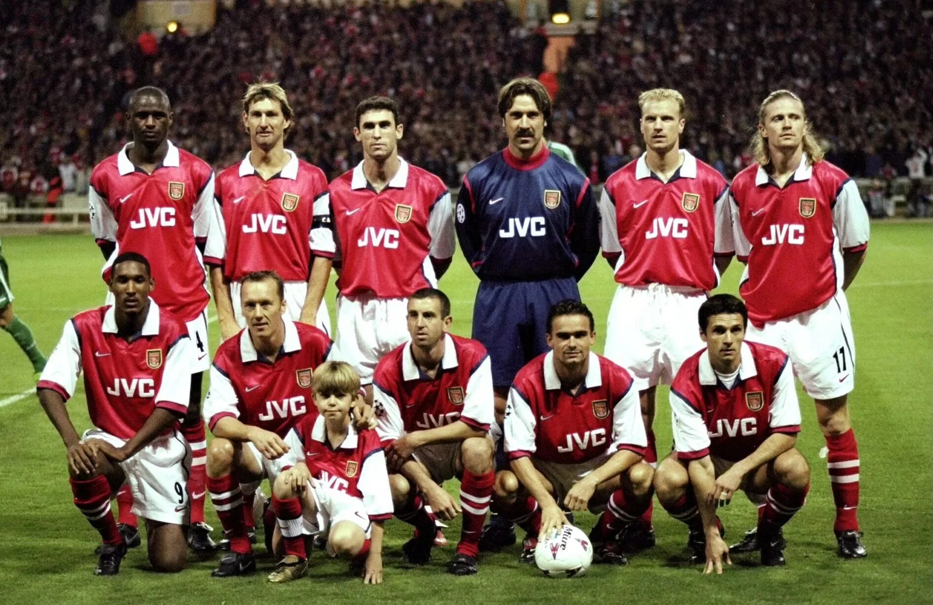 Арсенал Лондон 1999. Арсенал Лондон 2000-2001. Арсенал (футбольный клуб, Лондон). Arsenal 2003.