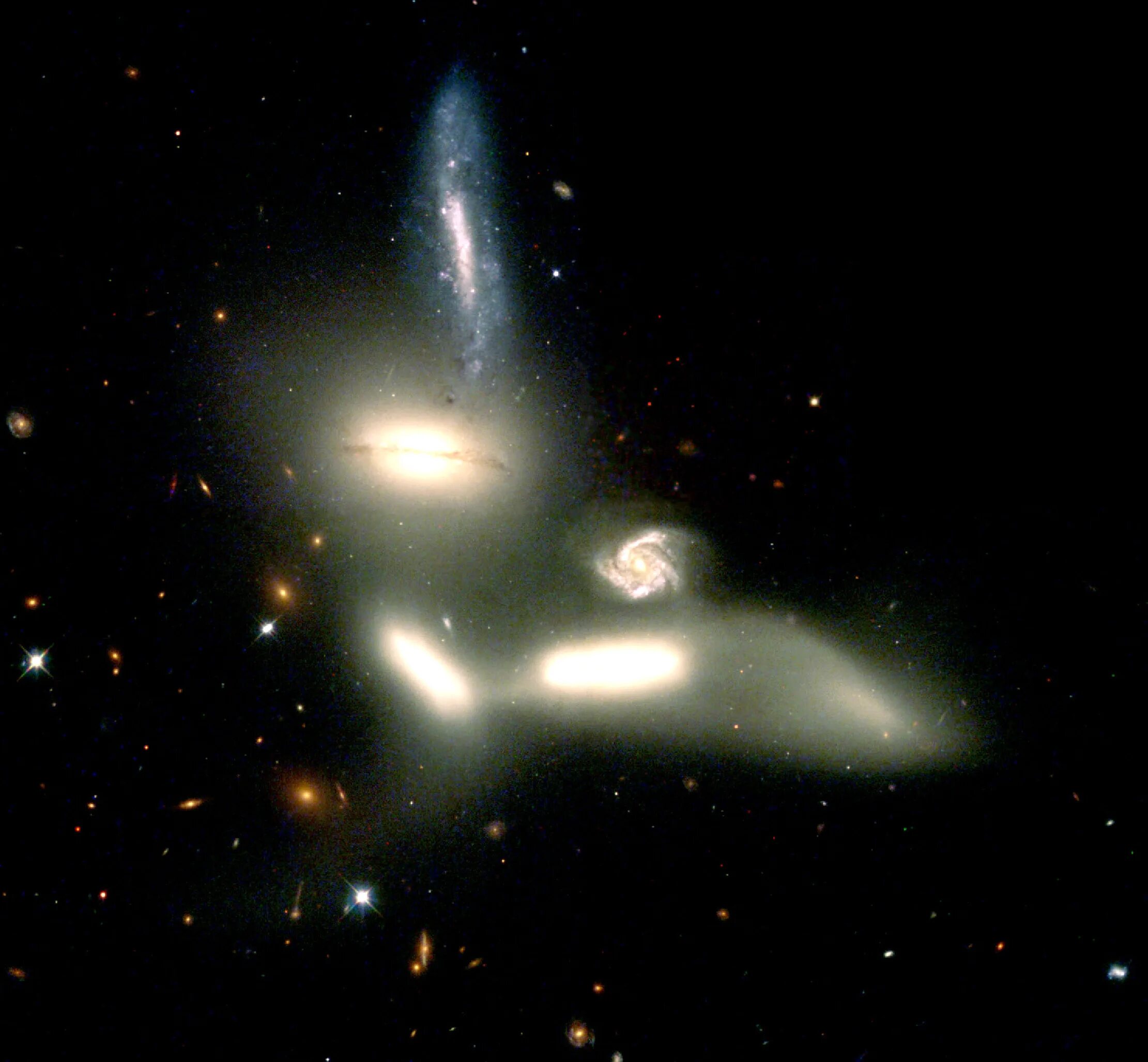 Второй лучший госпиталь в галактике 2024. Галактика секстет Сейферта Тип. Секрет Сейферта Галактика. NGC 6027. Местная группа галактик фото.
