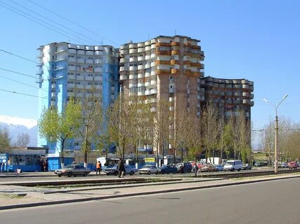 Улица 2000