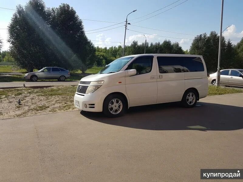 Маршрутное такси альметьевск. Минивэн Самара Казань. Такси Альметьевск Казань аэропорт. Уфа Казань микроавтобус. Ларгус Казань Альметьевск.