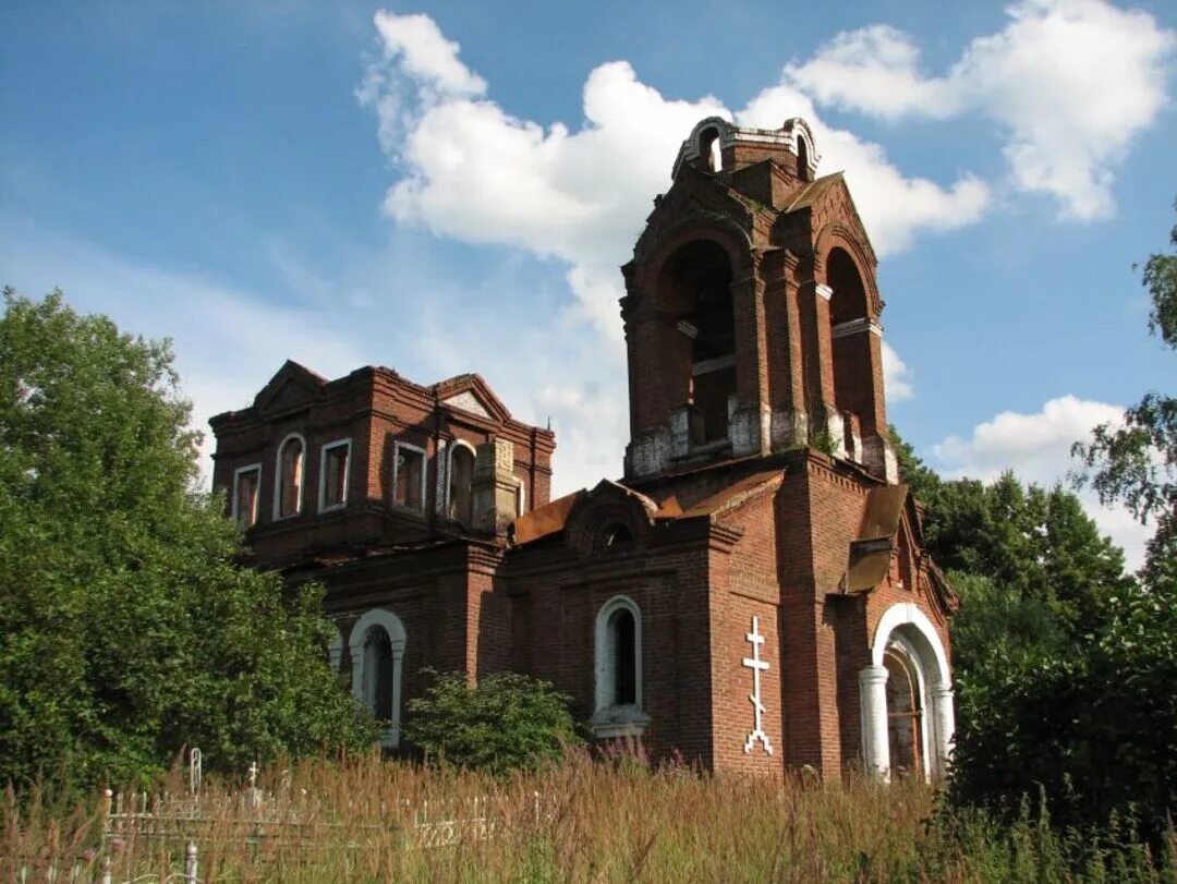 Городок смоленск. Церковь Вознесения Господня Дорогобужский район. Деревня Алексино Дорогобужский район Церковь. Церковь в Ушаково Дорогобужского района Смоленской. Ректы Дорогобужский район.