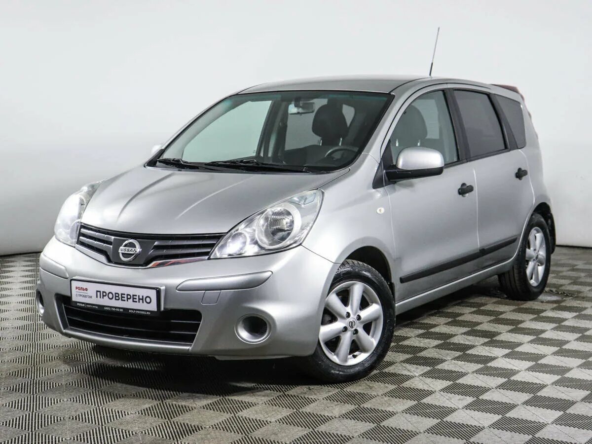 Nissan versa note 2013. Nissan versa 2014. Ниссан ноут 2013 1. Nissan note 2013 год. Nissan note 2013 год.