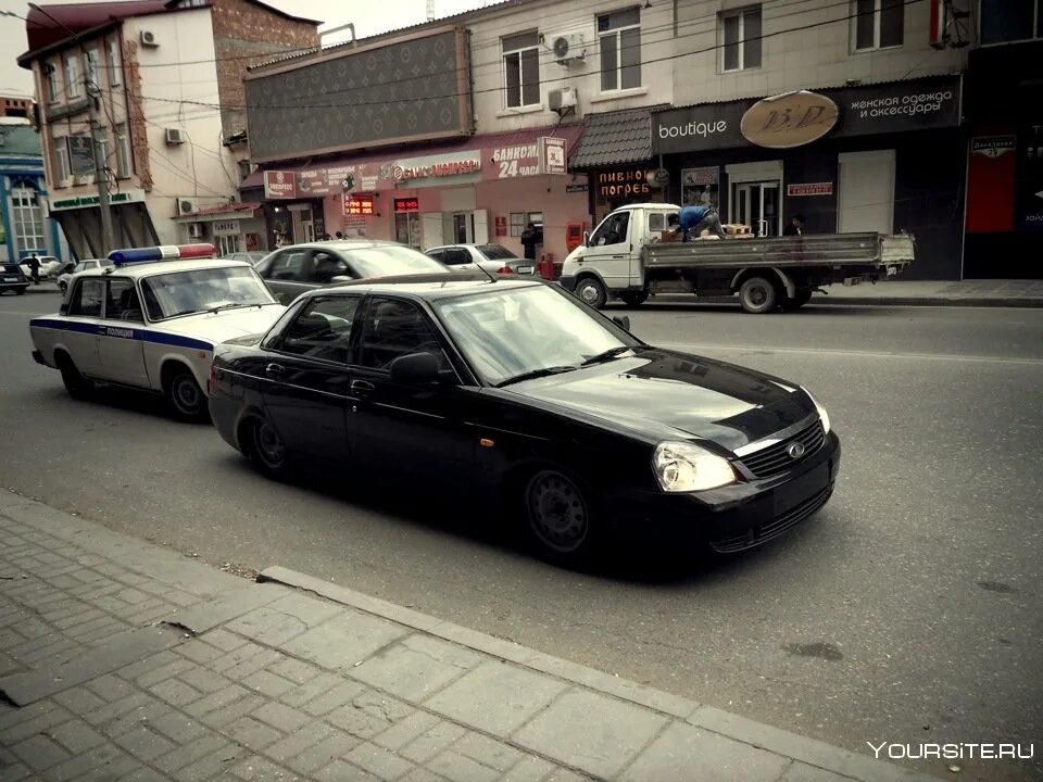 Фото оперских машин. Дпс и черная приора. оперские машины. оперской стиль авто. бпан полиция.