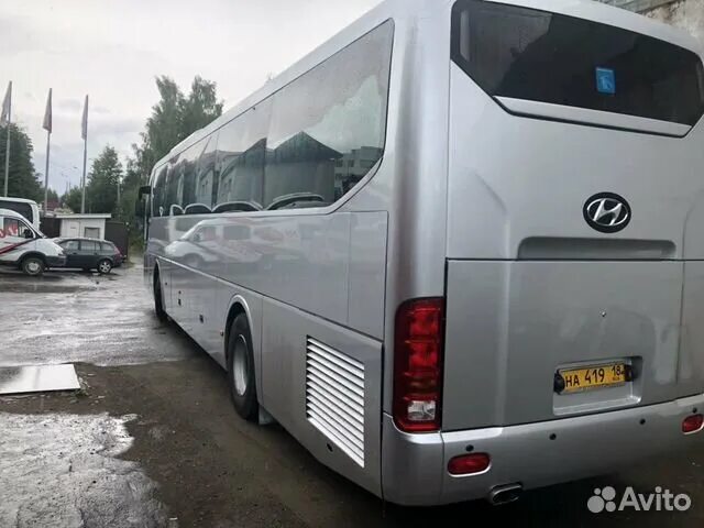 Авито автобус купить б у. Hyundai Universe Noble ex 12.5. Hyundai Universe 46 мест. Хендэ Юниверс р900тр. Hyundai Universe Noble фонарь габаритный.