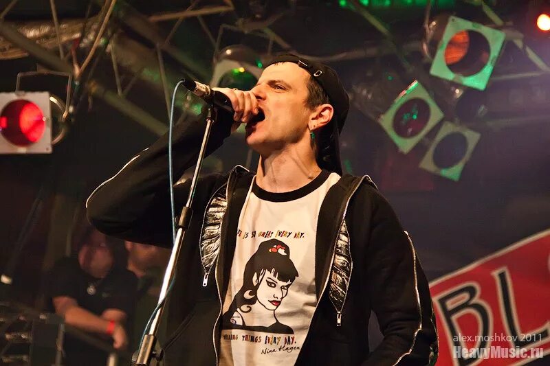 бони нем солист. бони нем. бони нем ни бэ ни мэ или в мире животных обложка. Romantic collection бони нем. они нем в мире животных.