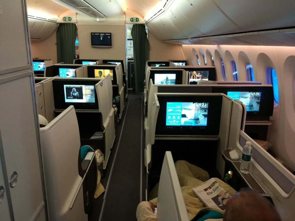 Oman Air Business class 787. Oman Air 787 эконом. Oman Air 787 места. Boeing 787 9 Oman Air. Air business