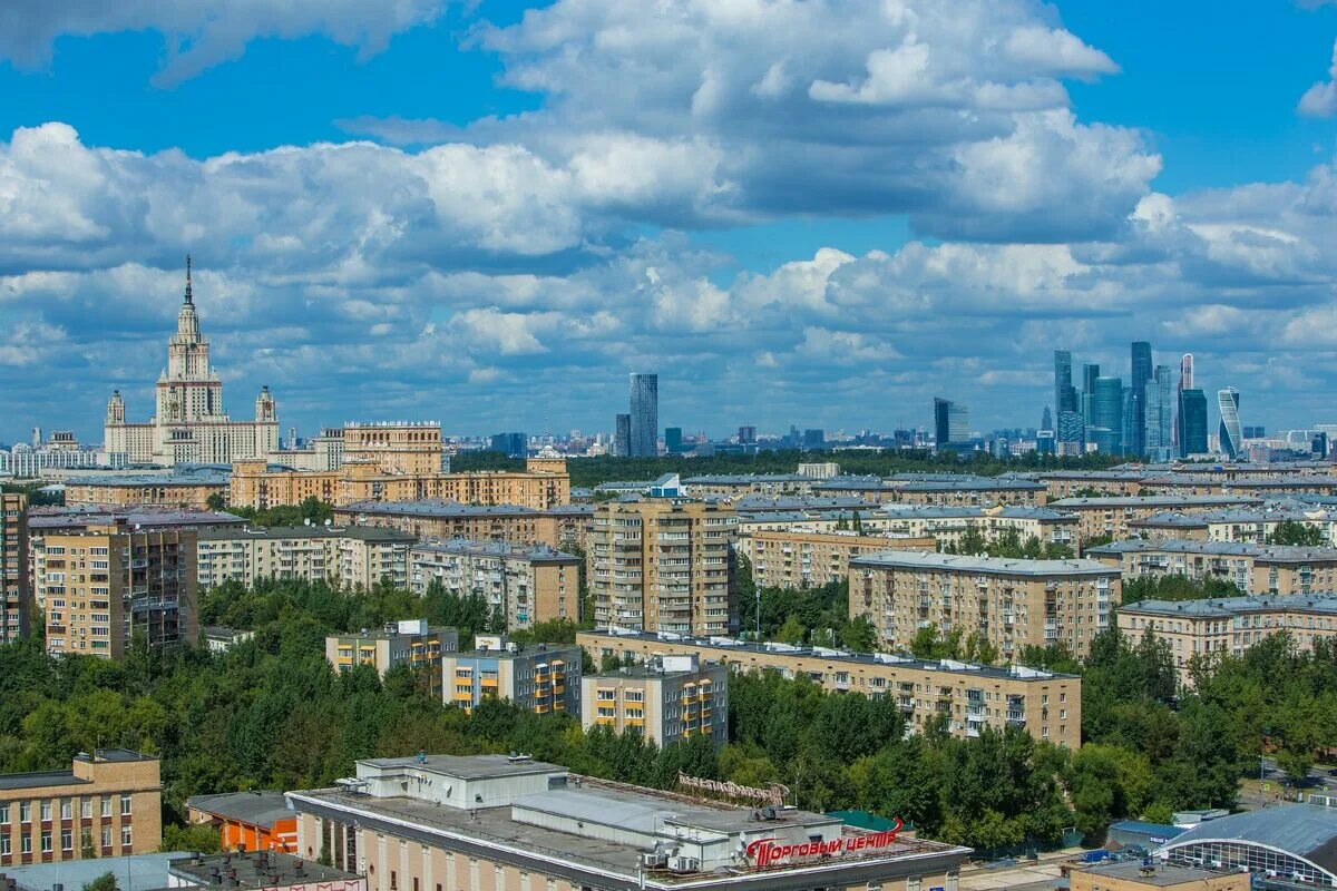 Мгу район москвы. Ломоносовский район Москва. Ломоносовский район Москва Ленинский проспект. Ломоносовский проспект виды. Район Москвы Раменки вид на Ломоносова.