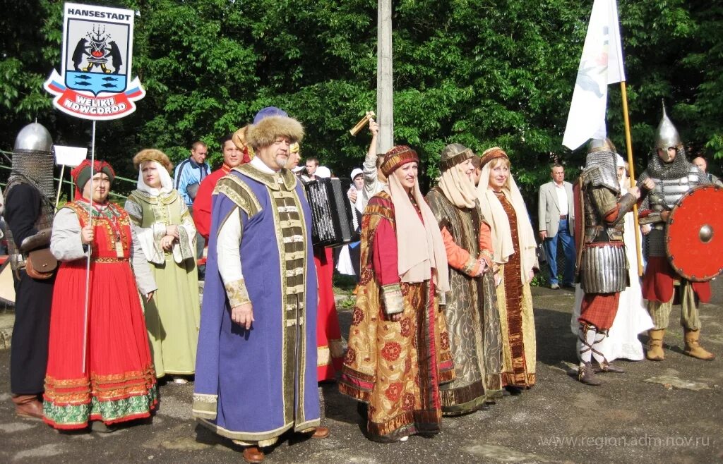 Какой сегодня праздник в новгороде. Ганзейские дни великий новгород. великий новгород ганзейский фестиваль. ганзейские дни в великом новгороде. ганза великий новгород.