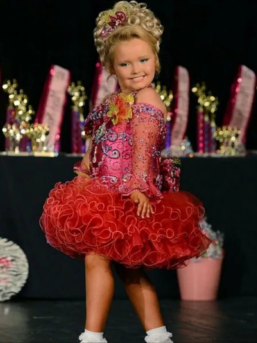 Детские сценические костюмы. Образ для конкурса девочке. Весенний образ на конкурс. Платье для конкурса красоты детский. Маленькие модницы.