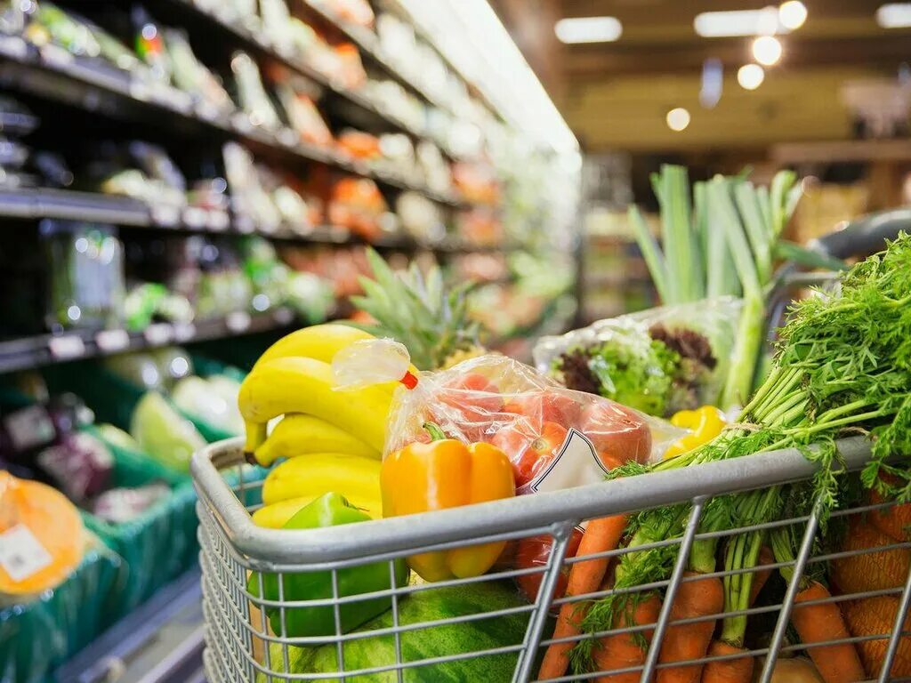 продукты в супермаркете. ритейлеры продуктов. продуктовый ритейл. магнит супермаркет. ритейлеры продуктов.