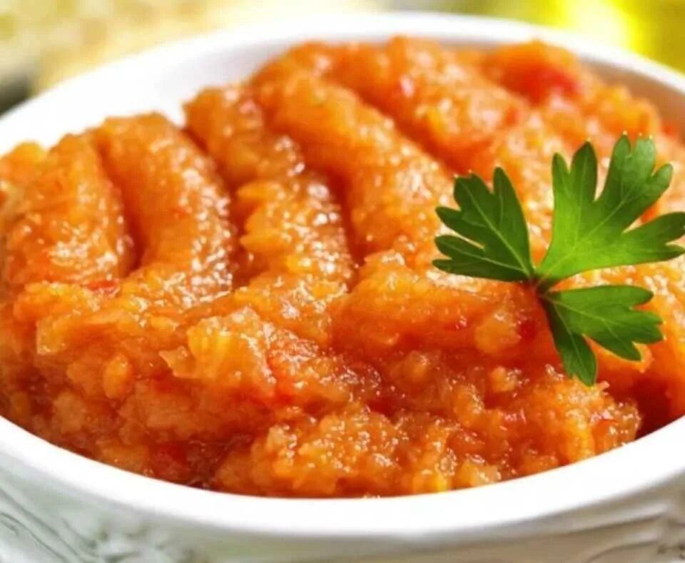 Простую кабачковую икру на зиму
