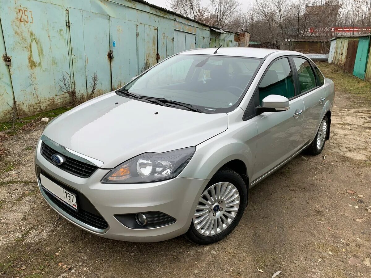 Куплю форд фокус бу москве. Ford Focus 2 Рестайлинг седан серебристый. Ford Focus 2 серебристый. Ford Focus 2 Silver. Ford Focus 2 Рестайлинг серебристый.